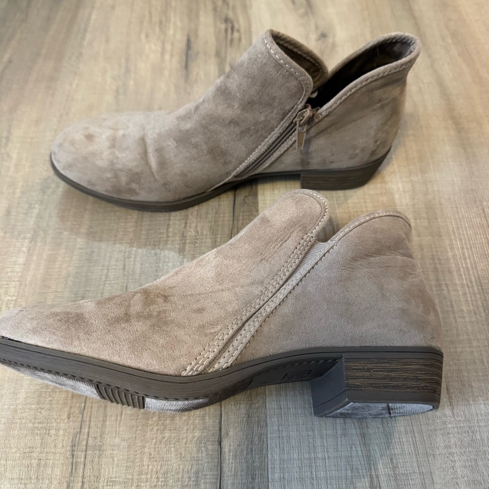 Time & Tru Booties - Picture 2 of 5